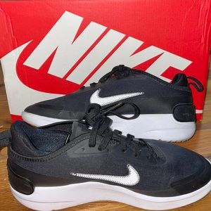 Nike Sneaker